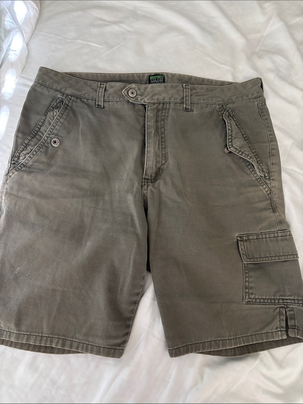 Z. Cavaricci Olive-Tone Cargo Bermudas